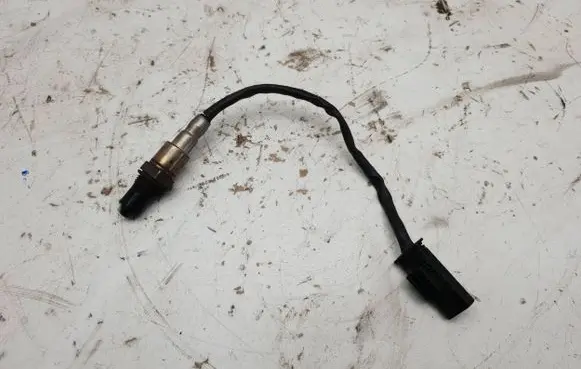 BMW 2 F22 F23 Lambda probe sensor 8570230 0281004440 619072F