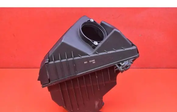 KIA Sportage Air filter box 28110N9400