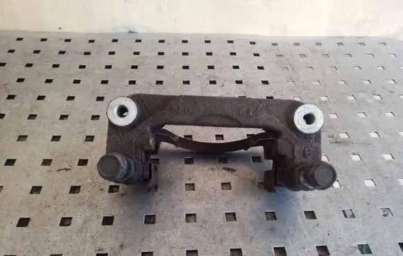 Subaru Forester SH Brake caliper pad carrier rear 