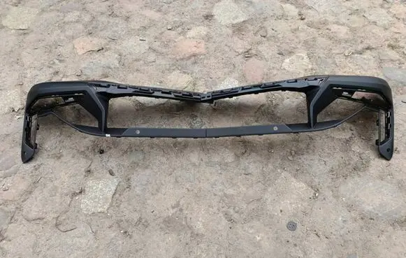 BMW X1 U11 Front bumper lip 9883580