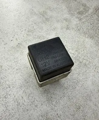 Volvo S40, V40 Other relay MB953383 5WK1021 SWK1021
