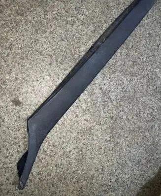BMW 5 E28 (A) pillar trim 1872851