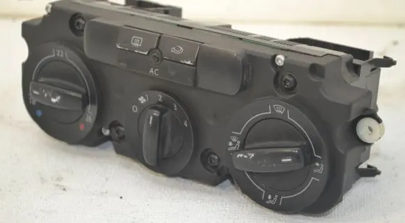 Volkswagen Caddy Climate control unit 0210401 53701 74730960