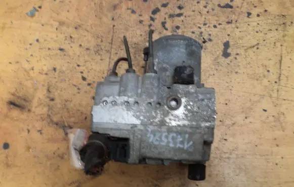 Mercedes-Benz Vito Viano W638 ABS Pump