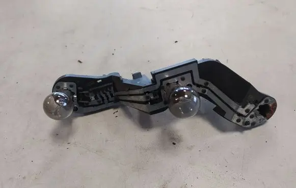 Tail light part