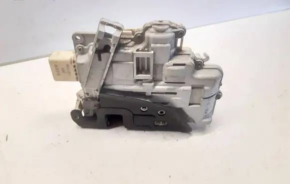 Audi A6 S6 C6 4F Rear door lock