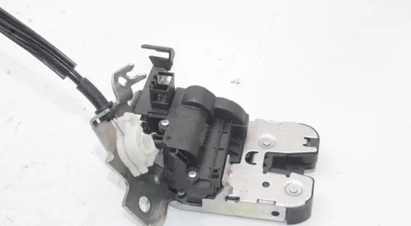 Audi A5 Tailgate/trunk/boot lock/catch/latch 8W0827503