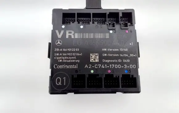 Mercedes-Benz GLA W156 Door control unit/module A1669012203 A1669020206