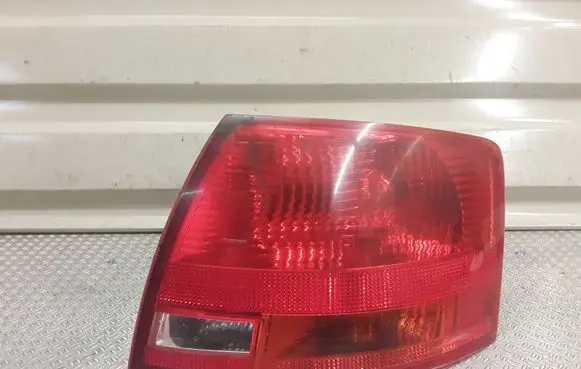 Audi A4 S4 B7 8E 8H Rear/tail lights 8E9945096C