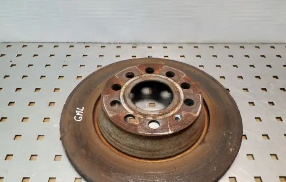 Volkswagen PASSAT B6 Rear brake disc