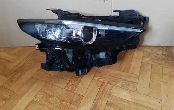 Mazda 3 Headlight/headlamp