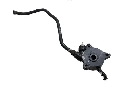 Opel Astra H Vacuum pump