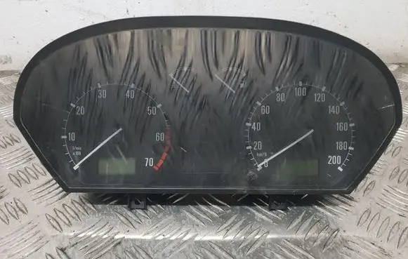 Skoda Fabia Mk1 (6Y) Speedometer (instrument cluster) 6Y0920870L