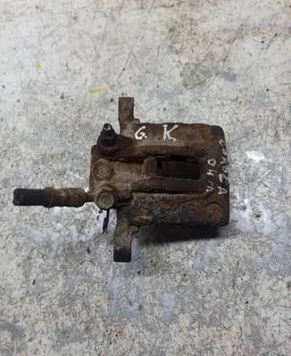 Toyota Corolla Verso E121 Rear brake caliper