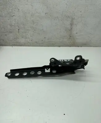 Porsche Macan (95B) Engine bonnet/hood hinges 95B823301