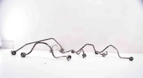 Ford Galaxy Fuel injector supply line/pipe 
