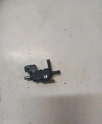 Volvo V70 Turbo solenoid valve 30670448