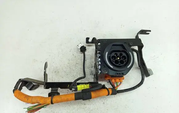 Opel Astra L Electric car charge socket GNIAZASTRA