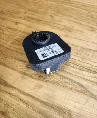 Opel Antara Steering angle sensor 22880598 6004001 15171000111