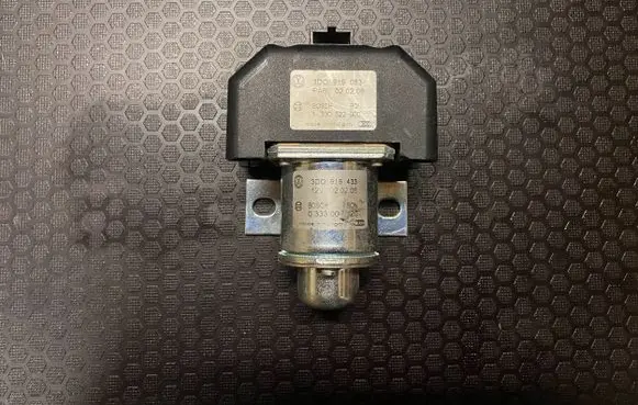 Volkswagen Phaeton Charging relay 3D0919433 3D0919083 1330522900