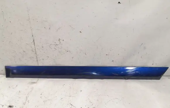 Opel Astra H Rear door trim (molding) 013115121 LH013115121