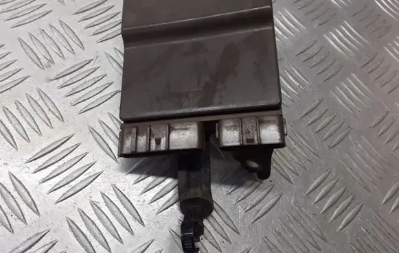 Toyota Corolla E120 E130 Fuel injection control unit/module 