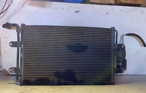 Audi TT Mk1 A/C cooling radiator (condenser)