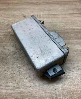 Audi 80 90 S2 B4 ABS control unit/module 4A0907379A 0265100056