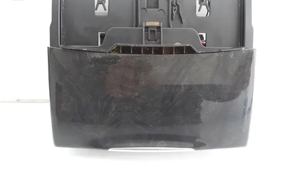Mercedes-Benz CLS C218 X218 Ashtray (front) A2186800750