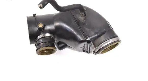 Mercedes-Benz CLA C117 X117 W117 Air intake duct part A6510900609