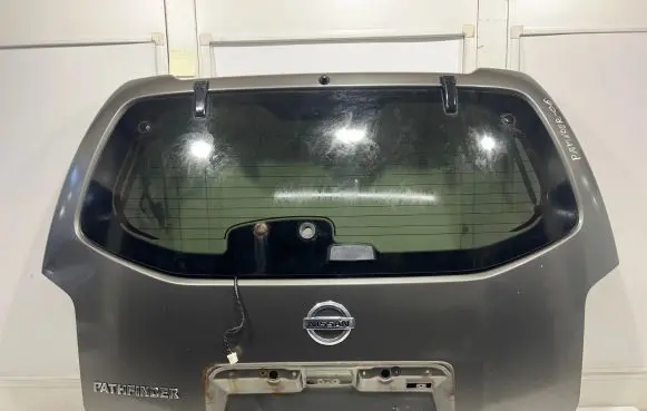 Nissan Pathfinder R51 Tailgate/trunk/boot lid