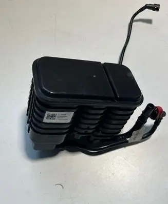 Active carbon filter fuel vapour canister
