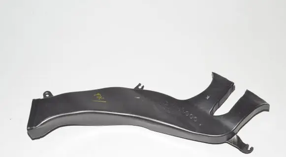 BMW X7 G07 Cabin air duct channel 7466100 64227466100