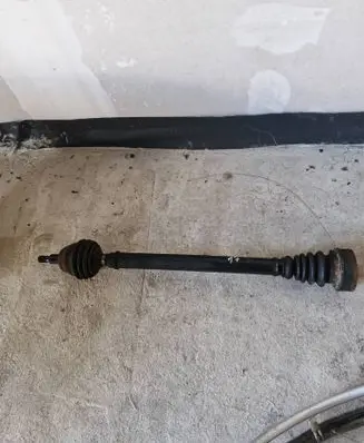 Volkswagen New Beetle Front driveshaft