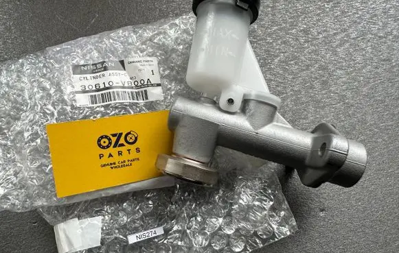Nissan Patrol Y61 Clutch master cylinder 30610VB00A 30610VB001