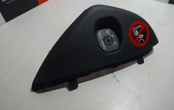 Volvo V70 Dashboard side end trim 30795214 30672171