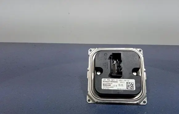 Renault Captur Voltage converter/converter module 260556623R