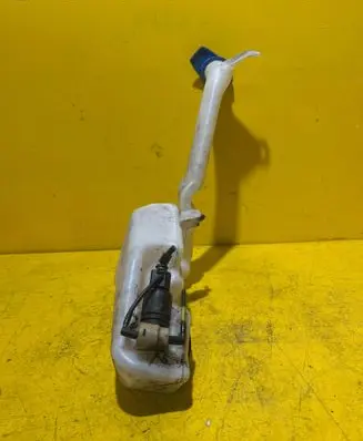 Peugeot 308 Windshield washer fluid reservoir/tank 6Q0955453