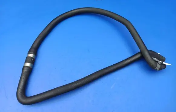 Mercedes-Benz E W211 Engine coolant pipe/hose A2115061435