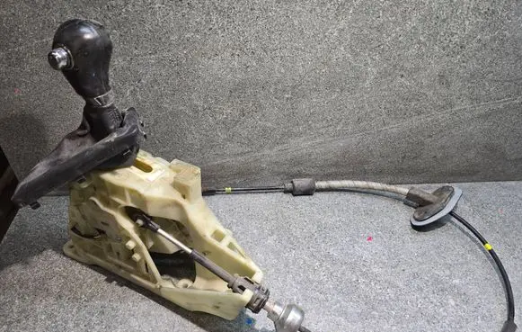 KIA Optima Gear shifter/selector 467002TXXX