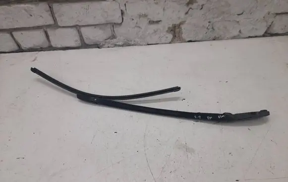 Audi A8 S8 D3 4E Front wiper blade arm