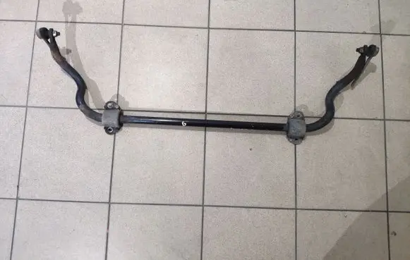 Mercedes-Benz C W204 Front anti-roll bar/sway bar