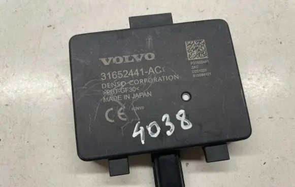 Volvo C30 Ignition-blocking relay 31652441