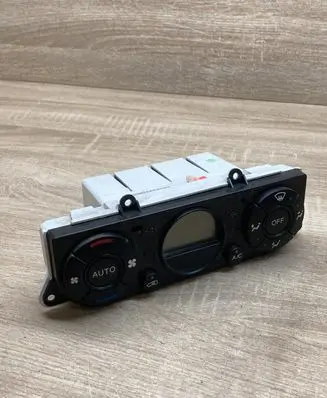 Ford Mondeo Mk III Climate control unit 1S7H18C612AF