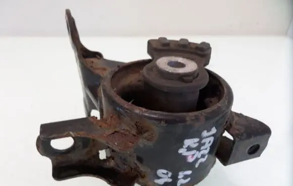 Honda Jazz Engine mount bracket