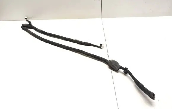 Porsche Macan (95B) Windshield washer fluid hose 