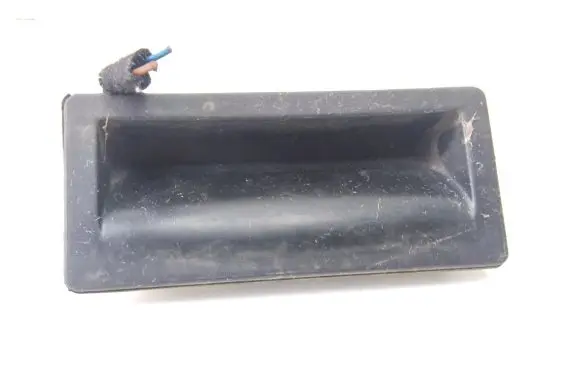 Tailgate opening switch