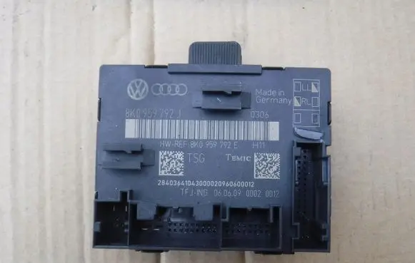 Audi A4 S4 B8 8K Door control unit/module 8K0959792J