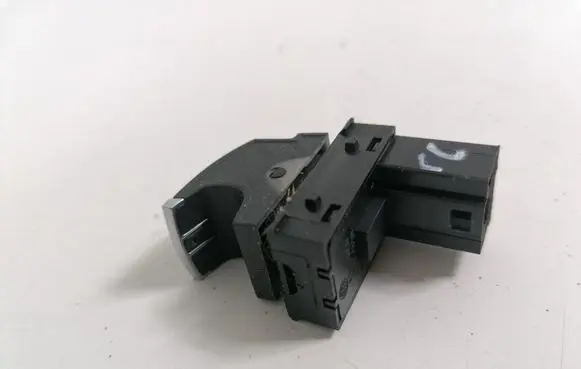 Volkswagen PASSAT CC Electric window control switch 5K0959855