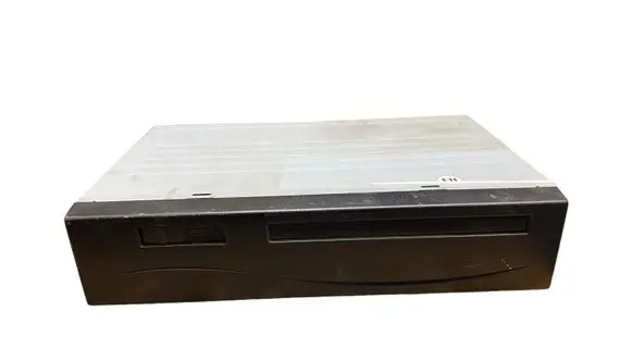 Toyota Avensis T250 CD/DVD changer 8684153041 4621000661